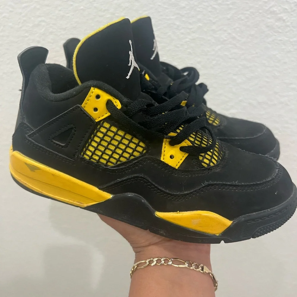 Jordan retro 4